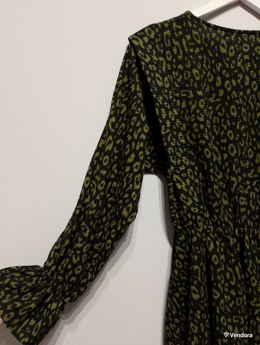 anine bing green dress ZARA. Green buttoned Ts dress – Hibuy market