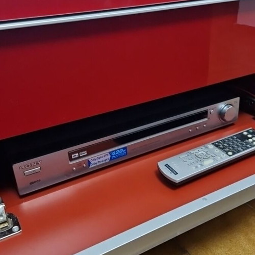 Sony Home Theatre HTP2000 with Dolby Digital and Surround Sound