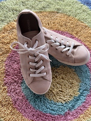 Converse All Star δερμάτινα αθλητικά νούμερο 38,5 σαν καινούργια, ροζ και χρυσαφί
