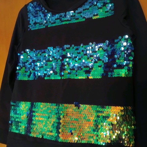 H&M blouse with sequins like new, black with green details