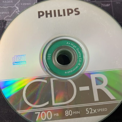 Blank Cd and DvD like new, pack of 14 CDs and 7 DVDs
