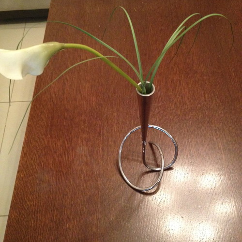 Modern metal vase used, height 29 cm