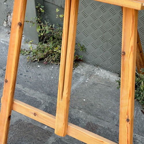 Wooden adjustable painting easel used