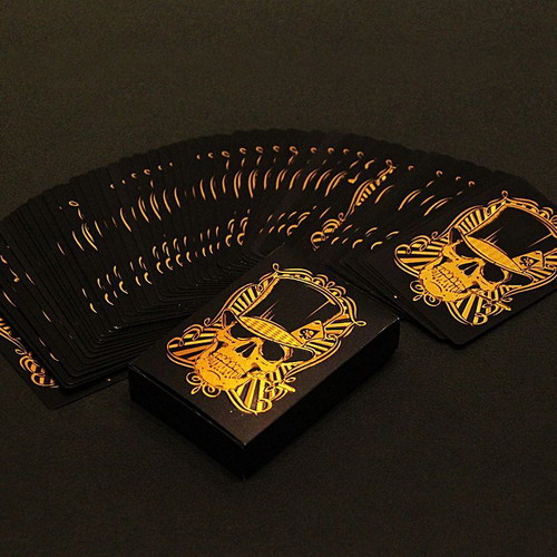 Skull playing cards new, gold with 24k coating