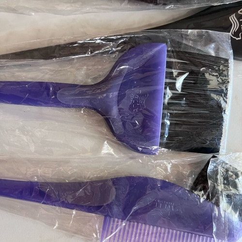 Wella hair color brushes brand new