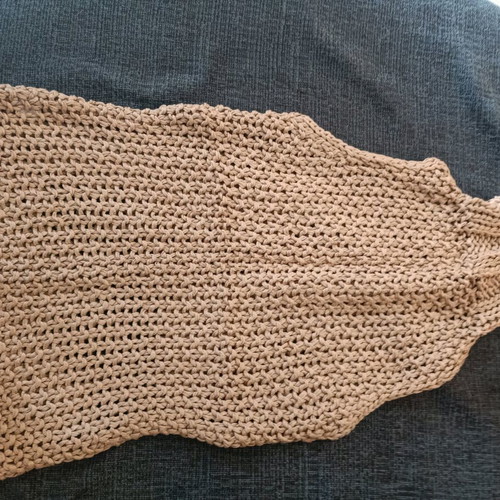 BSB Summer Knit Sleeveless Like New Size Medium Beige