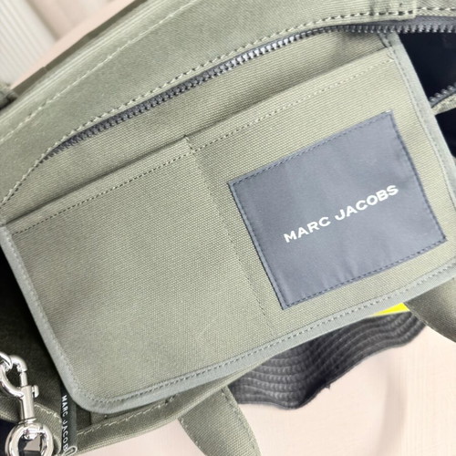 Marc Jacobs tote bag with box