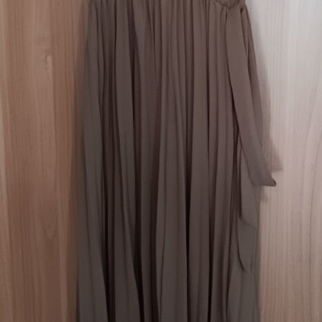 Brown dress small size, like new, 130 cm length, 100% polyester