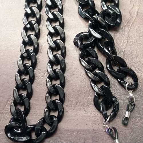 Horn eyeglass chain black like new, length 69cm