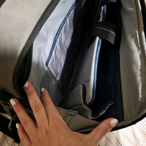 Samsonite laptop bag like new, gray, fits up to 17 inches