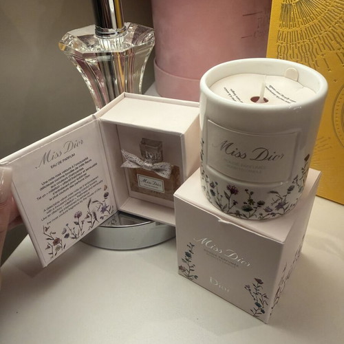 Miss Dior Candle and Miniature Set new, collectible
