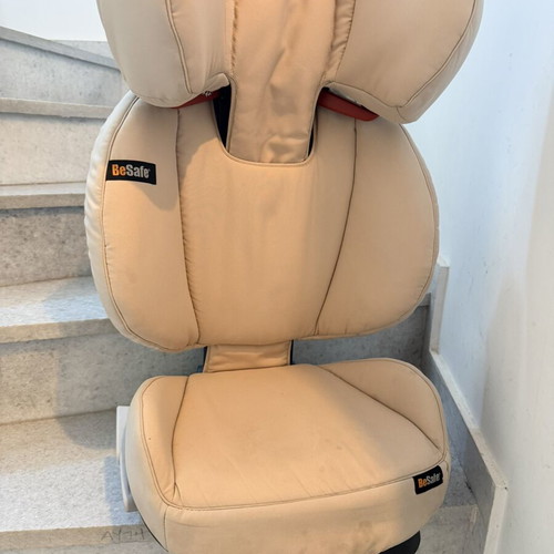 Pack of 2 child car seats Britax Römer & BeSafe iZi Up X3 FIX, ISOFIX, 15-36 kg