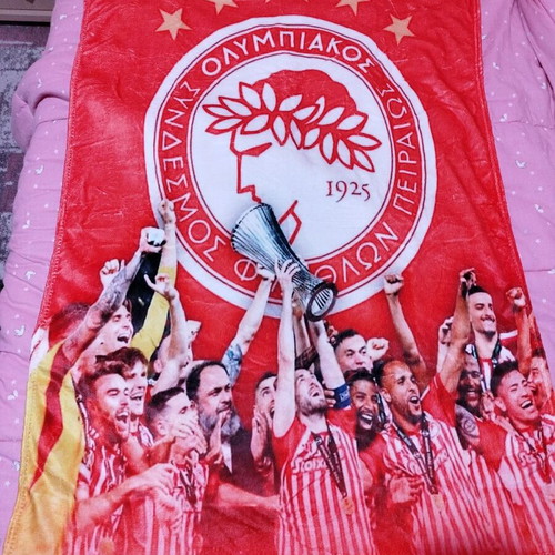Olympiacos fleece blanket new with Conference League 2024 award design
