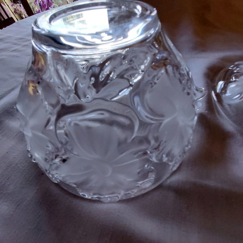 Bohemian crystal fondantière used 20×20 cm old piece with flowers