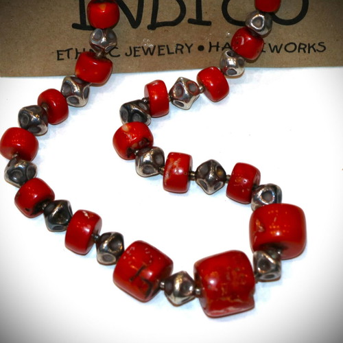 Long necklace with genuine red coral and sterling silver 925 new