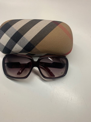 Burberry γυαλιά ηλίου