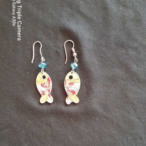 Earrings like new, uniquely painted on one side