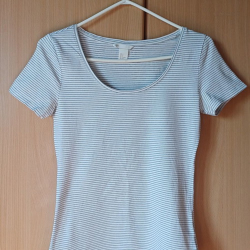 H&M women's t-shirts pack of 4 like new, size S