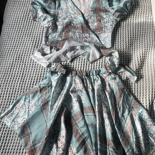 Essa World skirt and top set like new, turquoise, size small