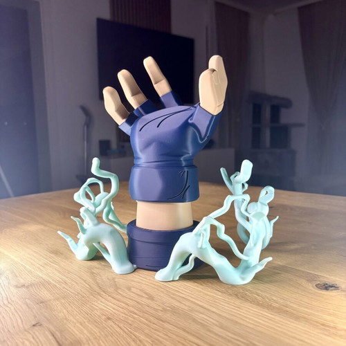 Kakashi controller stand for Xbox and PS5