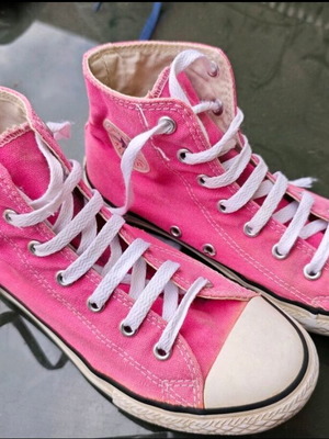 All Star μποτάκι μεταχειρισμένο, νούμερο 35, ροζ αθλητικό