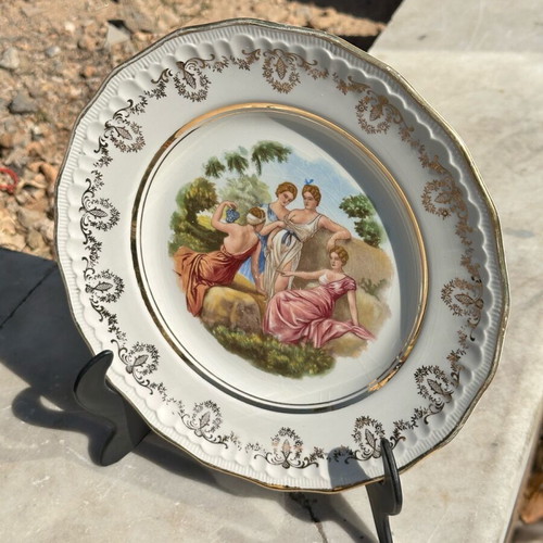 Antique Swinnertons Luxor Vellum decorative plate used with romantic scene
