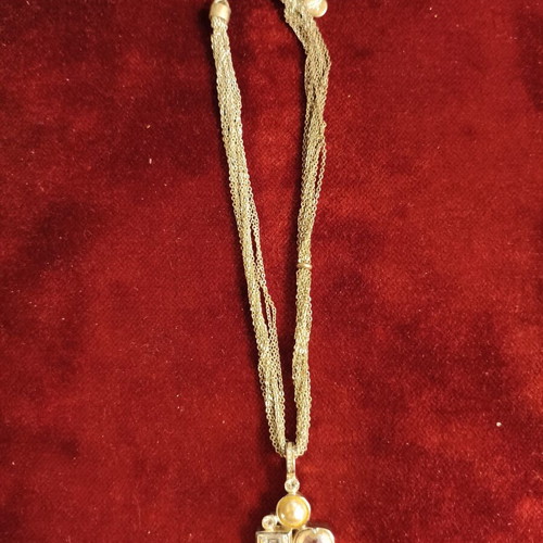 Dyrberg/Kern necklace used with crystals and geometric pendant
