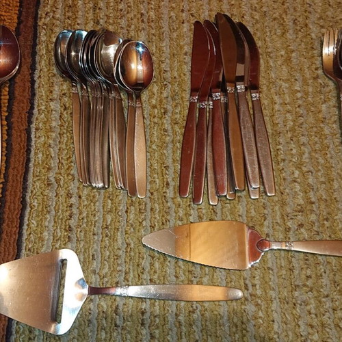 NilsJohan cutlery set like new, 51 pieces