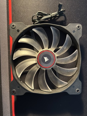 Corsair Air Series AF140 LED Quiet Edition fan like new