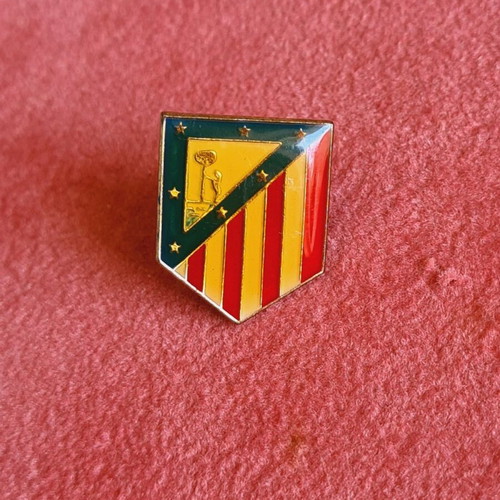 Collectible vintage pin of Atletico Madrid new