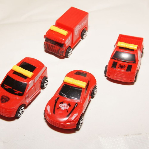 Plastic fire toy cars like new, pack of 7 pieces