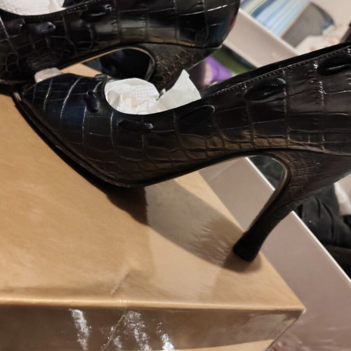 Peep Toe Leather Shoe size 36 like new, black