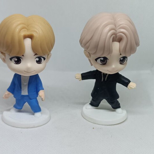 BTS TinyTAN McDonald's Happy Meal figures set of 2, like new