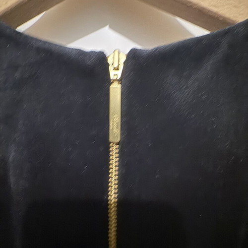 Black velvet dress like new, double-breasted with slit and belt