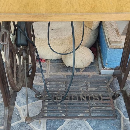 Singer sewing machine used from the 1950s