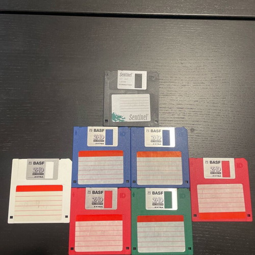 Floppy disks 1.44, like new, set of 7 pieces