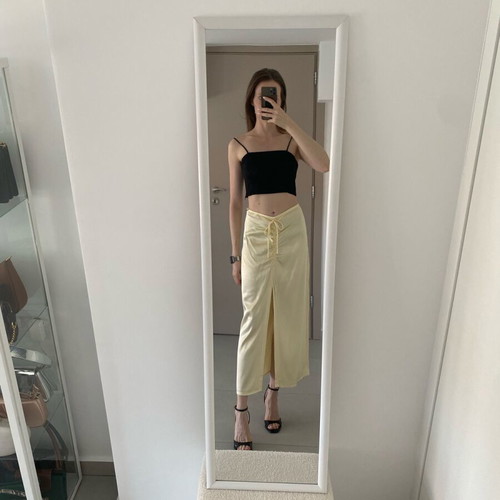 Zara satin skirt butter yellow size S like new
