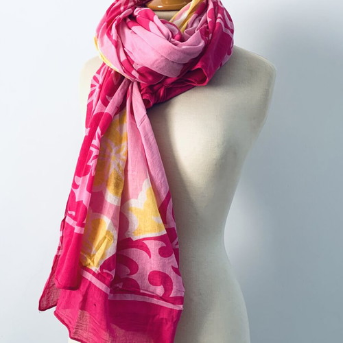 Vintage pareo used, pink and yellow cotton