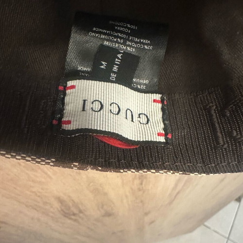 Gucci hat like new, beige, size M