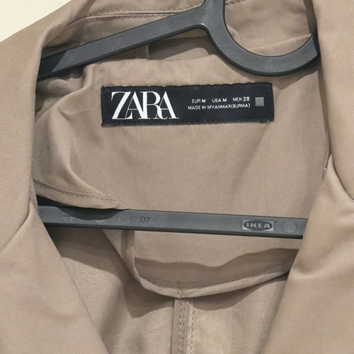 Zara trench coat beige, size M