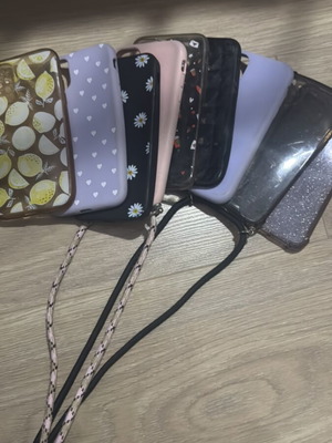 iPhone 11 cases used, pack of 9 pieces