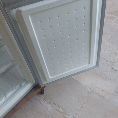 Inventor INVMVF86A2 Upright Freezer 86L like new, silver