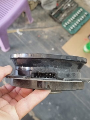Golf 5 rear speaker