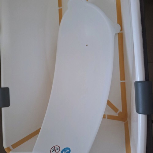 Flexi Bath White Stokke newborn support base like new