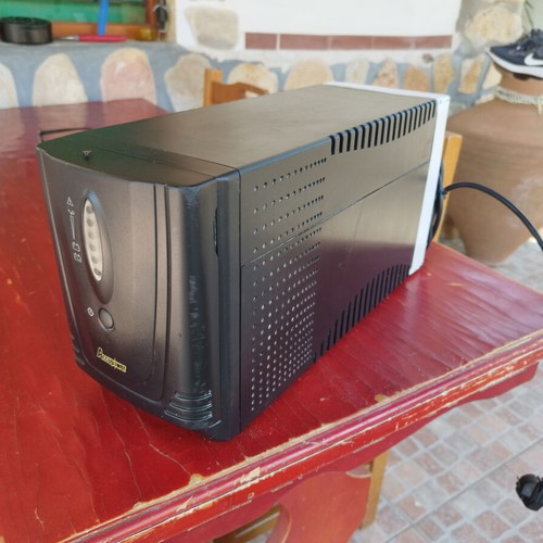 Accupower UPS BL2 1400 used, inverter with panel support