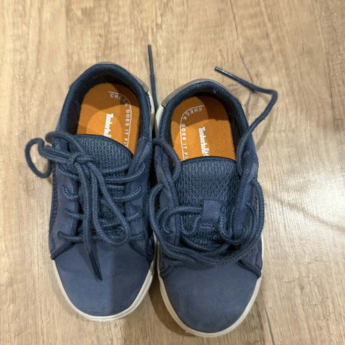 Timberland baby shoes like new, size 24