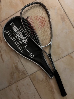Ρακέτα squash Donnay Impact σαν καινούργιο με αυθεντική θήκη