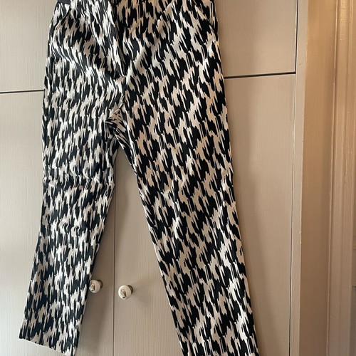 Pants black and white, like new
