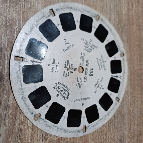 View Master used vintage bakelite with New York photo reel