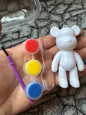 Painting mouse keychain like new